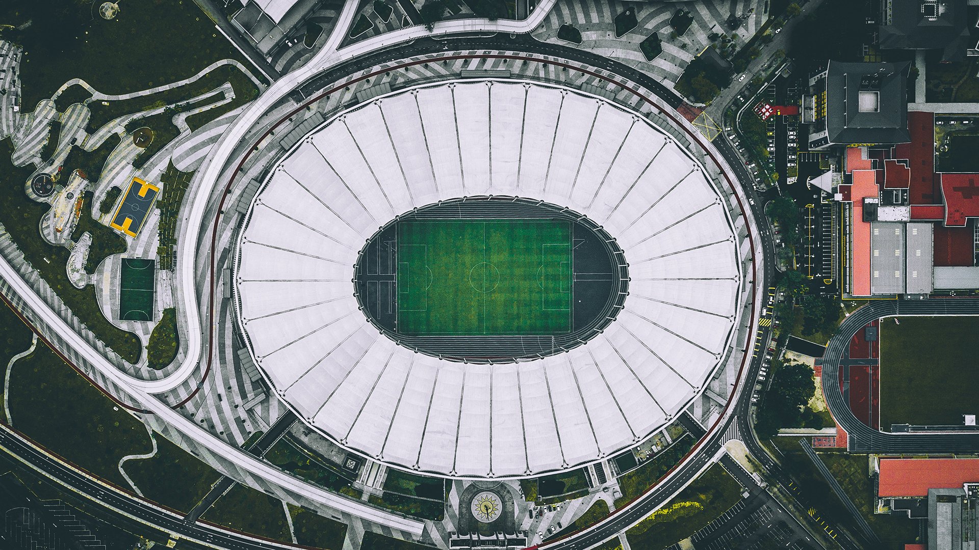国际短道速滑巡回赛在社区增设少儿滑冰体验营